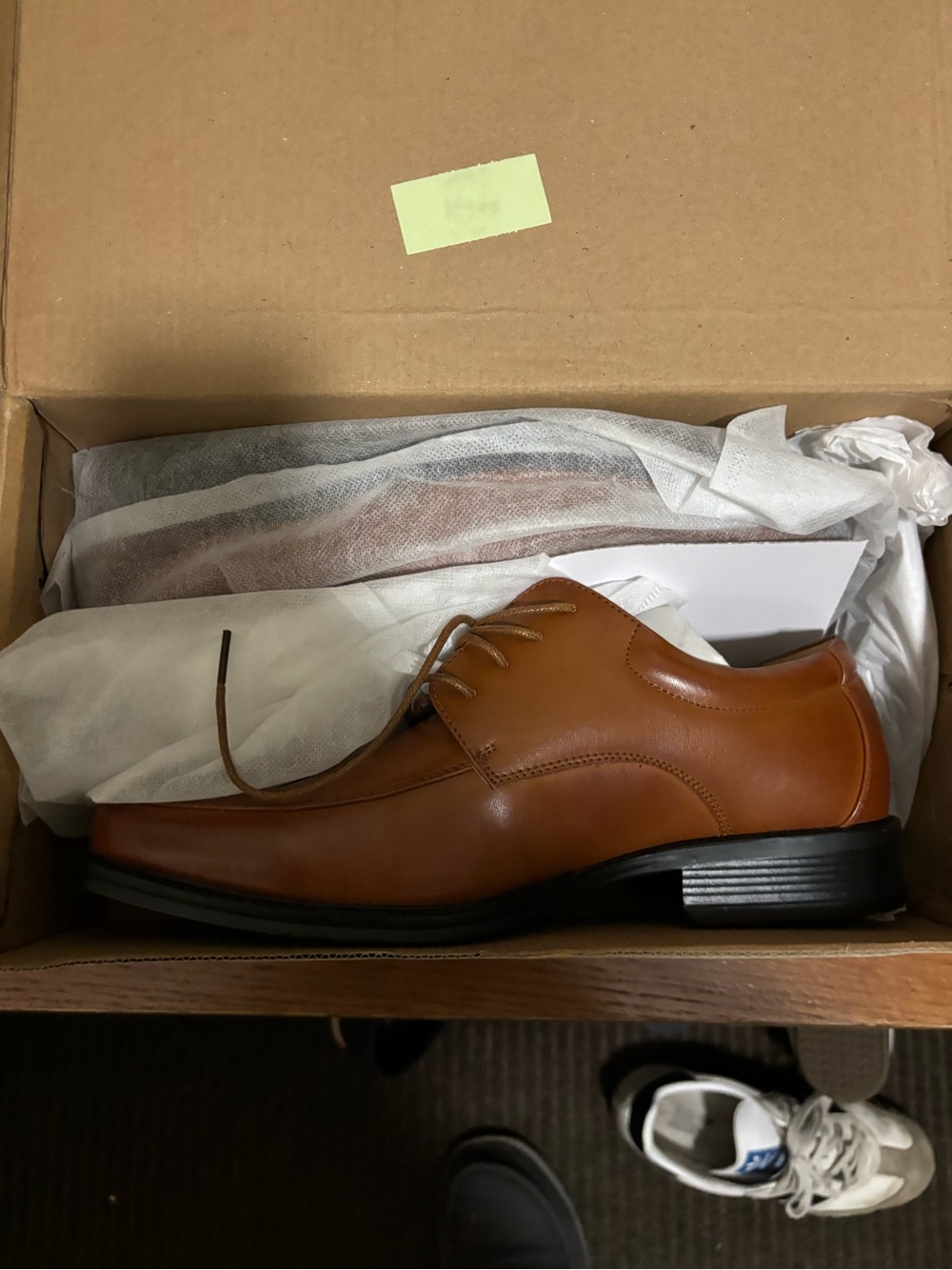 Men's Tan Leather Derby Dress Shoes - Sleek Lace-Up